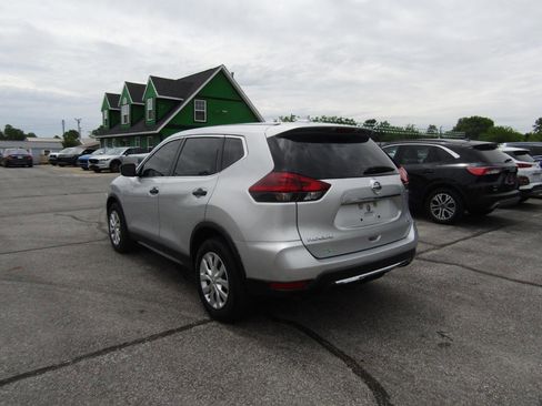 Used 2019 Nissan Rogue S AWD/4WD image 5