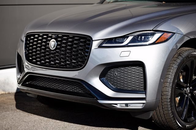 New 2026 Jaguar F-PACE R-Dynamic S AWD/4WD image 2