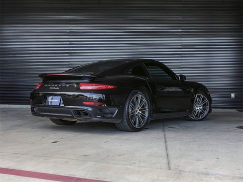 Certified 2015 Porsche 911 Turbo image 7