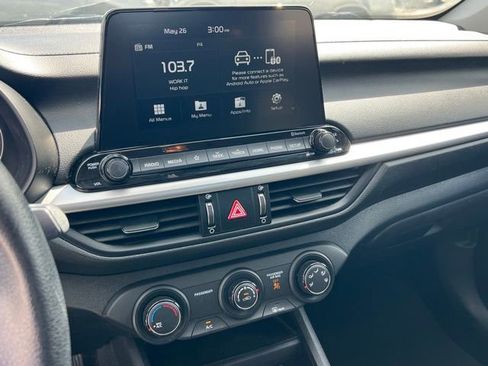 Used 2020 Kia Forte LXS FWD image 13