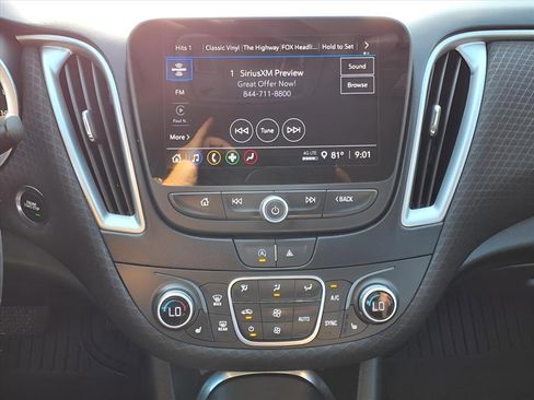 Used 2023 Chevrolet Malibu LT image 5