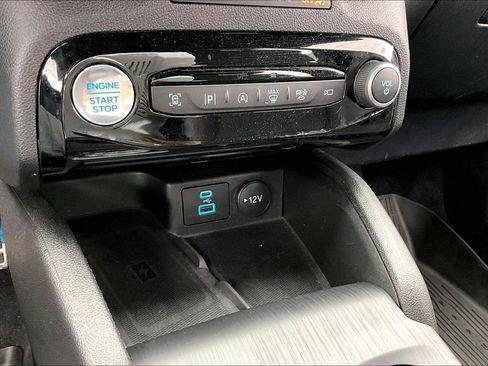 Certified 2023 Ford Escape ST-Line Elite AWD/4WD image 32