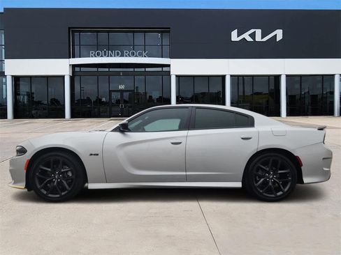 Used 2023 Dodge Charger R/T w/ Blacktop Package image 4