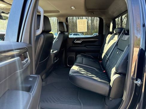 Used 2022 Chevrolet Silverado 1500 RST AWD/4WD image 14