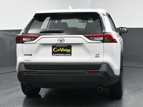 Used 2024 Toyota RAV4 LE image 4