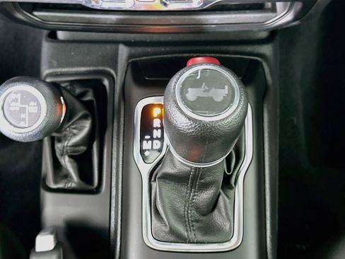 Used 2023 Jeep Wrangler Unlimited w/ Cold Weather Group AWD/4WD image 25