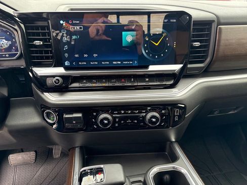 Used 2023 Chevrolet Silverado 1500 High Country w/ High Country Premium Package image 23