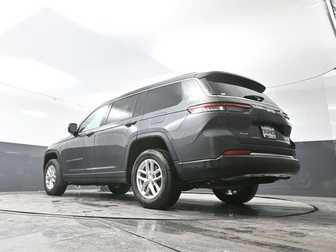Used 2023 Jeep Grand Cherokee L Laredo image 57