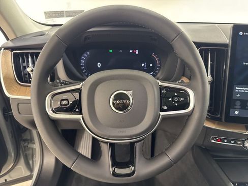 New 2026 Volvo XC60 B5 Plus w/ Climate Package AWD/4WD image 11