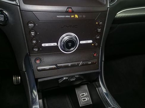 Used 2020 Ford Edge ST w/ Cold Weather Package AWD/4WD image 26
