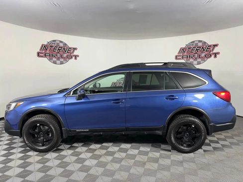 Used 2019 Subaru Outback 2.5i Limited w/ Popular Package #2 image 4