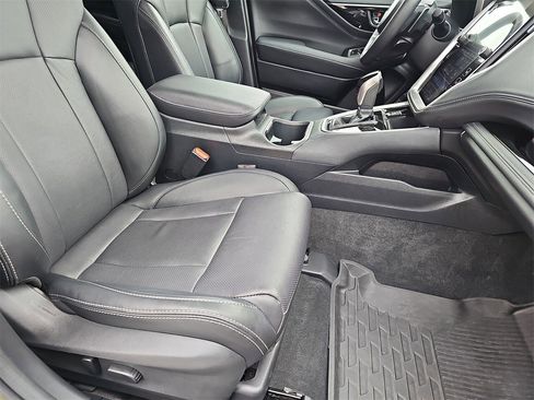 Certified 2024 Subaru Outback Limited image 10