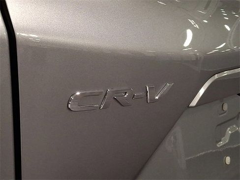 Used 2018 Honda CR-V Touring image 30