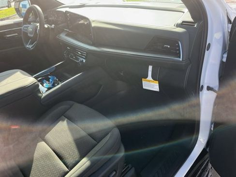 New 2026 Chevrolet Suburban LS image 34