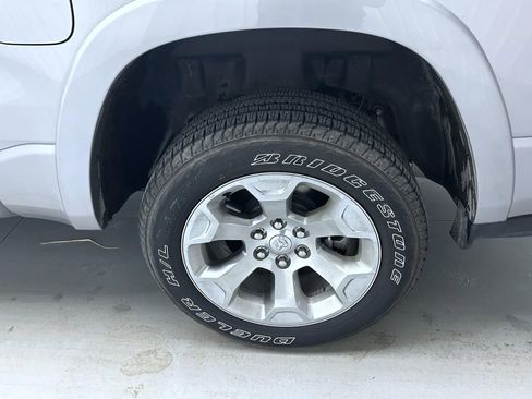 Used 2025 RAM 1500 Big Horn image 22