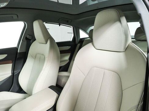 New 2026 Audi A6 Premium Plus AWD/4WD image 30