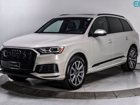 Used 2023 Audi Q7 2.0T Premium Plus w/ Premium Plus Package AWD/4WD image 2