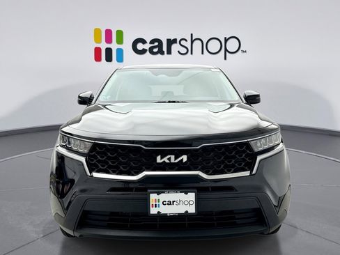 Used 2023 Kia Sorento LX AWD/4WD image 8
