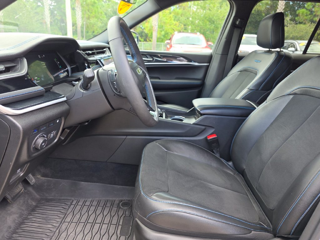 Used 2024 Jeep Grand Cherokee Trailhawk w/ Advanced Protech Group II AWD/4WD image 25