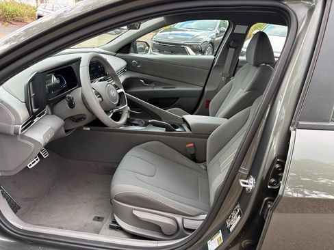 New 2026 Hyundai Elantra Sport FWD image 13