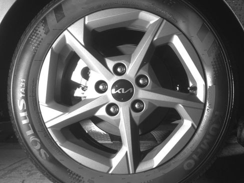 Used 2025 Kia K4 LXS image 15