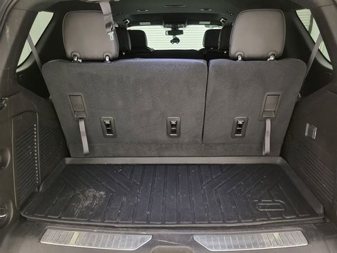 Used 2021 Chevrolet Tahoe Z71 AWD/4WD image 32