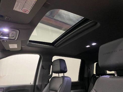Used 2021 GMC Sierra 3500 Denali w/ Denali Black Diamond Edition image 14