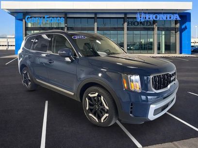 Used 2025 Kia Telluride EX