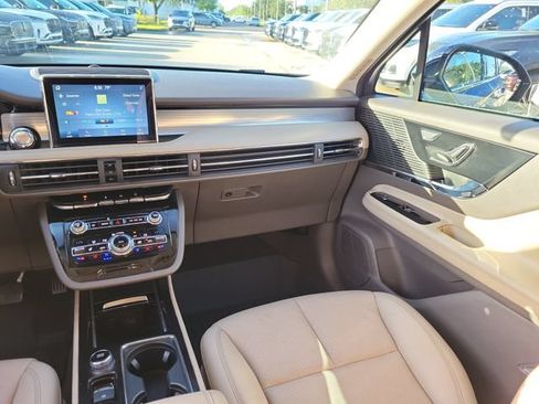 Certified 2020 Lincoln Corsair AWD w/ Premium Package image 22