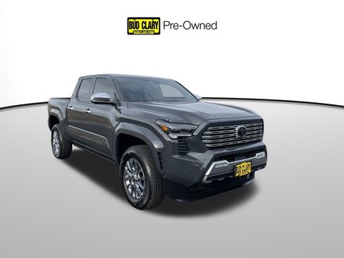 Used 2024 Toyota Tacoma Limited w/ Limited Package (LT) image 1