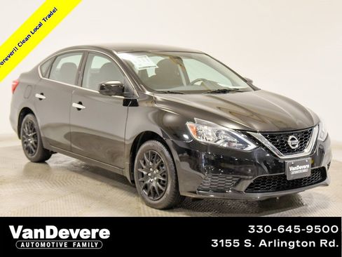 Used 2017 Nissan Sentra SV image 1