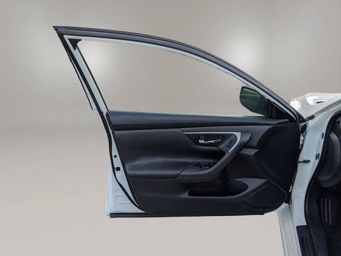 Used 2016 Nissan Altima 2.5 S FWD image 18