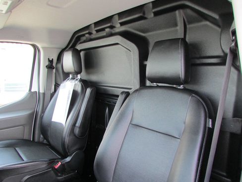 Used 2023 Ford Transit 250 Low Roof RWD image 14