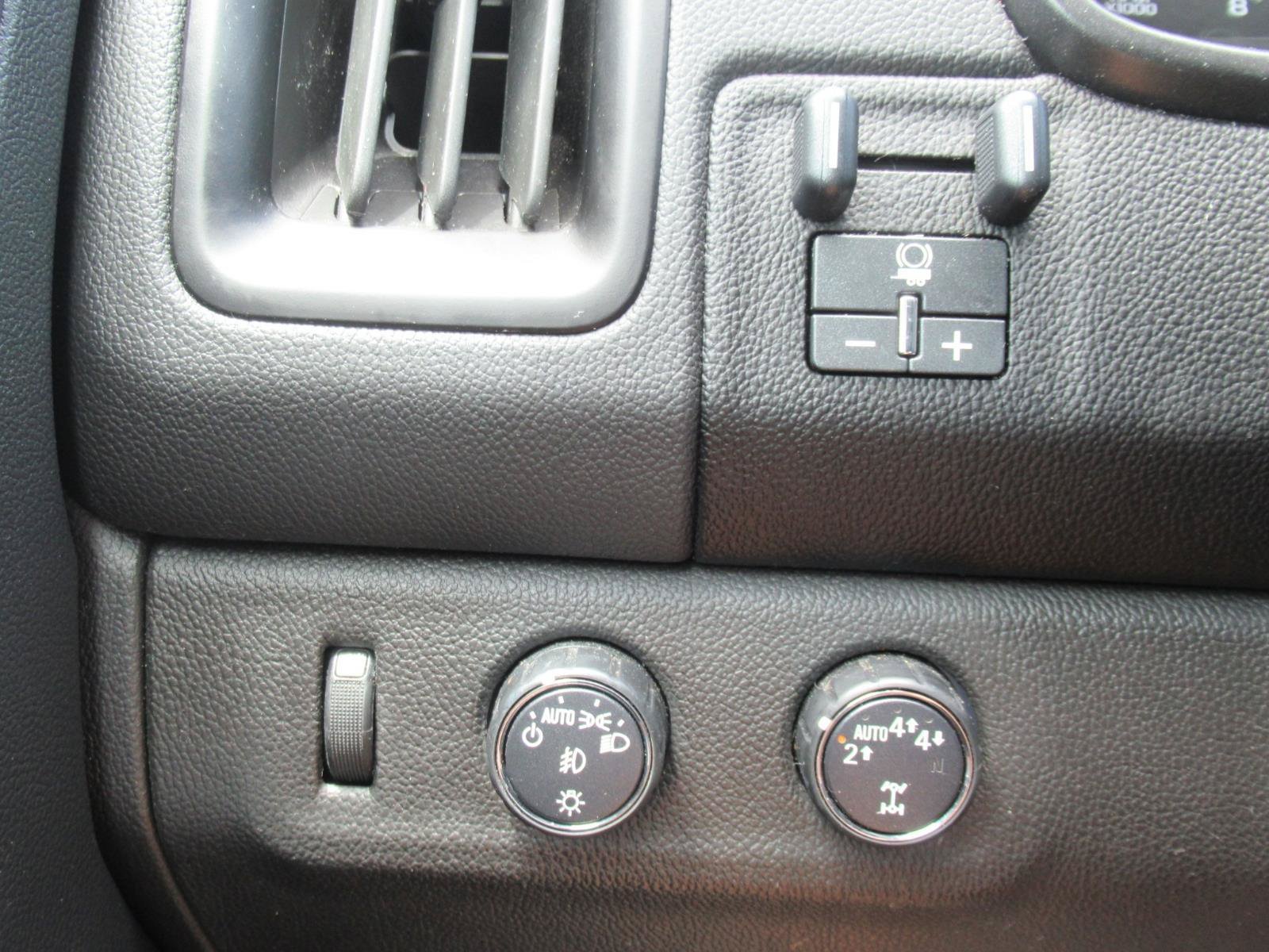 Certified 2020 Chevrolet Colorado LT w/ LPO, Premium Interior Package AWD/4WD image 25