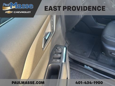 Certified 2024 Chevrolet Traverse LT image 9