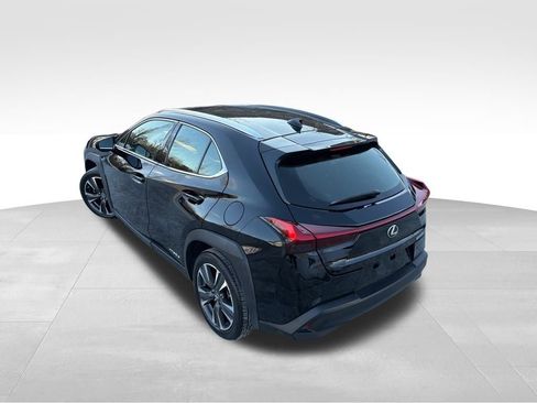 Used 2019 Lexus UX 250h image 4