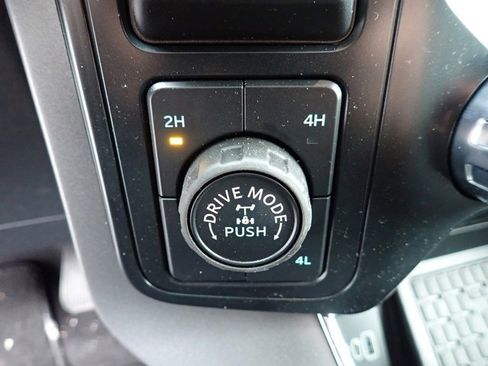 Used 2025 Ford F150 XLT w/ Equipment Group 302A MID image 24