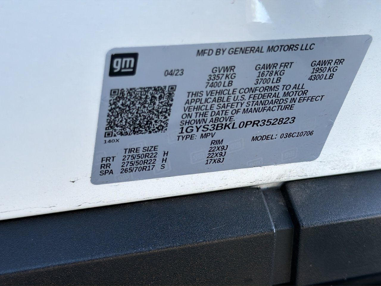 Certified 2023 Cadillac Escalade Premium Luxury RWD image 30