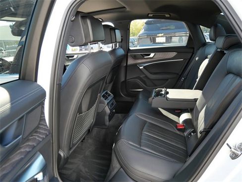 Used 2024 Audi A6 Premium Plus image 12