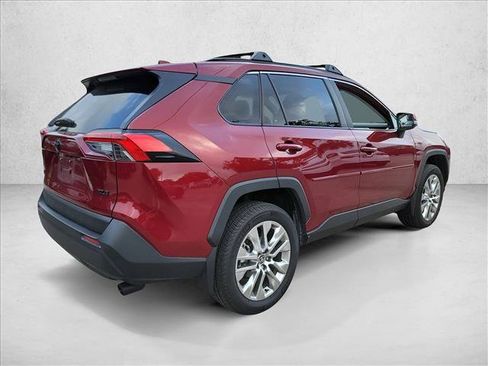 Used 2025 Toyota RAV4 XLE Premium FWD image 5