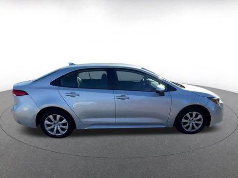 Used 2025 Toyota Corolla LE image 16