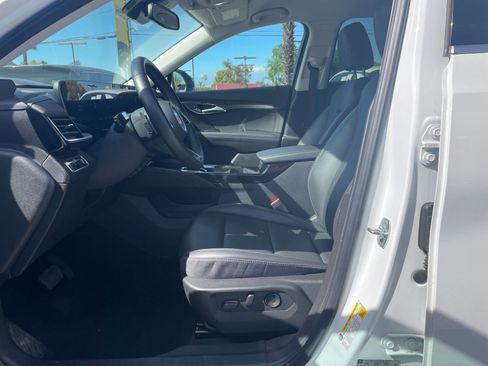 Used 2024 Buick Envision Preferred image 27