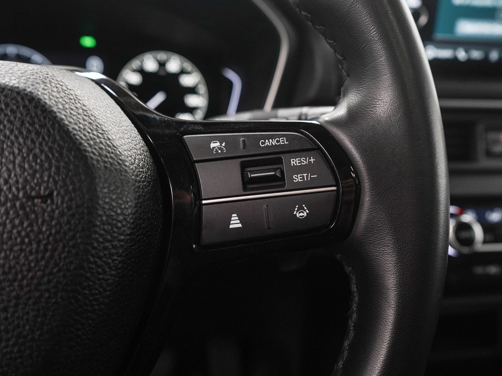 Used 2023 Honda Pilot Touring image 29