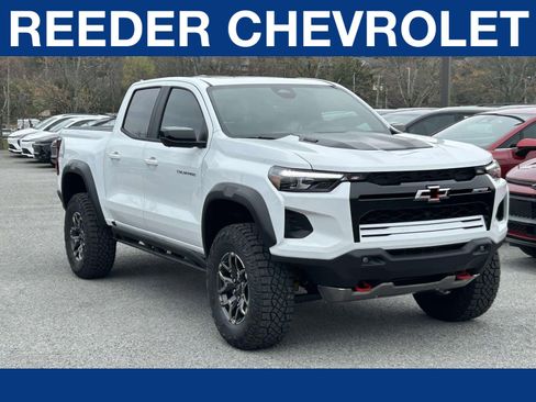 New 2026 Chevrolet Colorado ZR2 w/ Technology Package AWD/4WD image 1