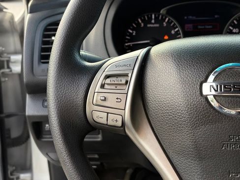 Used 2014 Nissan Altima 2.5 S FWD image 16