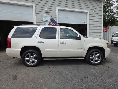 Used 2013 Chevrolet Tahoe LTZ AWD/4WD image 8