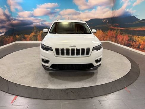 Used 2020 Jeep Cherokee Limited FWD image 3