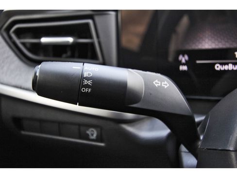 Certified 2025 Nissan Kicks SV FWD image 20