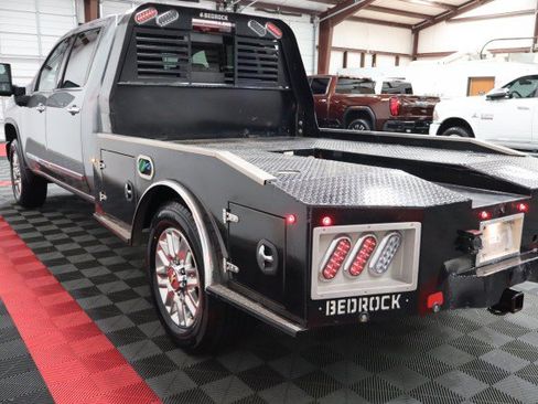 Used 2024 Chevrolet Silverado 2500 High Country w/ High Country Premium Package AWD/4WD image 20