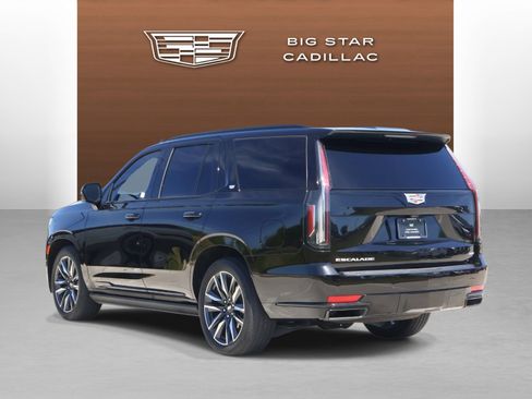 Certified 2023 Cadillac Escalade Sport w/ Touring Package RWD image 3